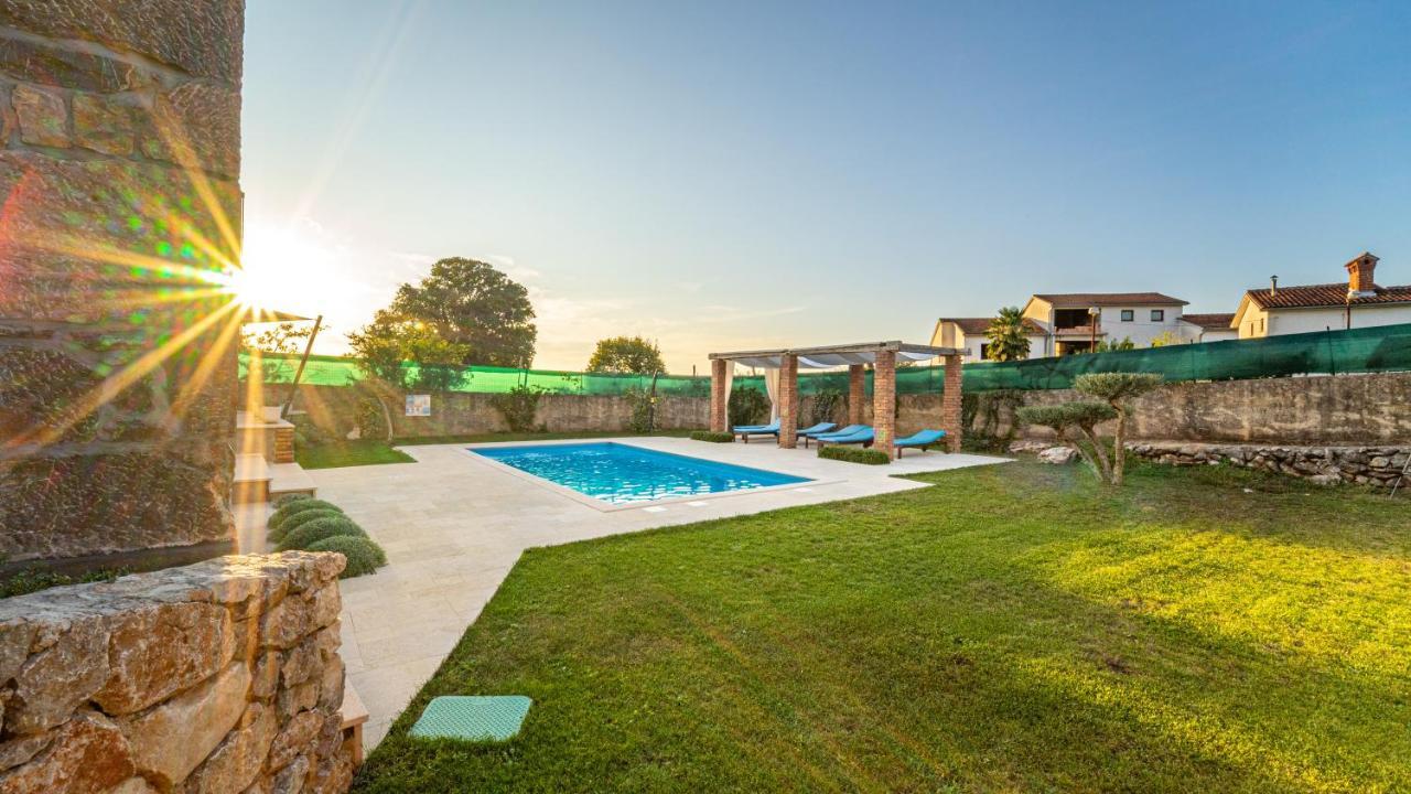 Villa Campiello Heated Pool Vrbnik Kültér fotó